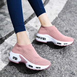 Women's Mesh Breathable Slip On Closure Sports Patchwork Sneakers