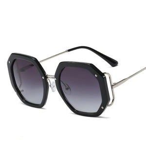 Women's Resin Frame Plastic Lens Square Shape UV400 Sunglasses