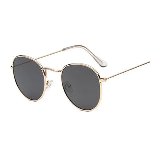 Women's Alloy Frame Acrylic Lens Round Shaped Vintage Sunglasses