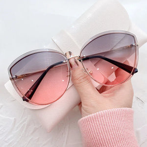 Women's Cat Eye Alloy Frame Resin Lens Trendy Shades Sunglasses