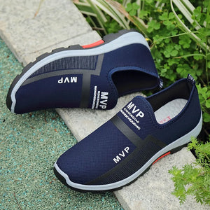 Men's Stretch Fabric Round Toe Slip-On Closure Breathable Shoes