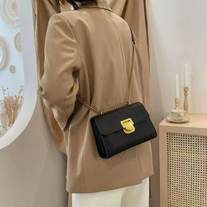 Women's Leather Cover Closure Crossbody Solid Pattern Handbag