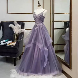 Women's V-Neck Polyester Sleeveless Luxurious Evening Prom Dress