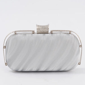 Women's Polyester Hasp Closure Solid Pattern Trendy Luxury Purse