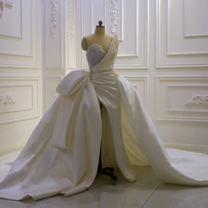 Women's Sweetheart-Neck Sleeveless Court Train Wedding Dress