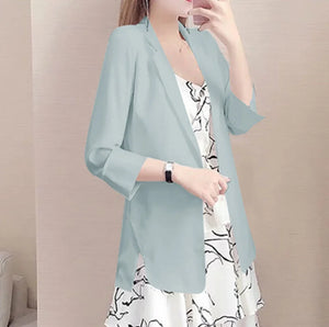 Women's Notched Polyester Full Sleeves Solid Pattern Blazer