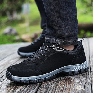 Men's Round Toe Lace-Up Closure Breathable Sports Wear Shoes