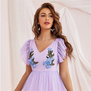 Women's Polyester Short Sleeves Embroidery Pullover Closure Dress