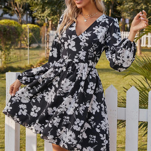 Women's Polyester V-Neck Long Sleeves Floral Pattern Party Dress