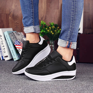 Women's Mesh Round Toe Lace-Up Closure Breathable Casual Sneakers