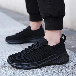 Men's Mesh Round Toe Lace-up Closure Patchwork Sports Sneakers