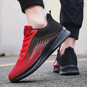 Men's Mesh Round Toe Lace-Up Closure Breathable Sports Sneakers