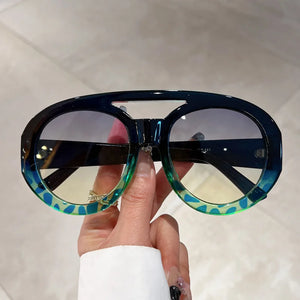 Women's Resin Frame Acrylic Lens Round Shape Trendy Sunglasses
