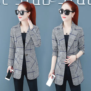 Women's Notched Collar Full Sleeve Single Button Casual Blazer