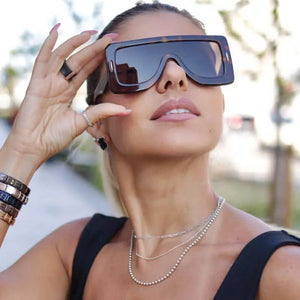 Women's Resin Frame Plastic Lens Square Shape Vintage Sunglasses