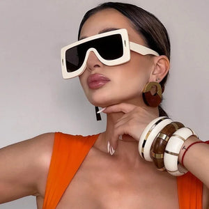 Women's Resin Frame Plastic Lens Square Shape Vintage Sunglasses