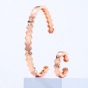 Women's Copper Cubic Zirconia Pave Setting Trendy Wedding Bracelet