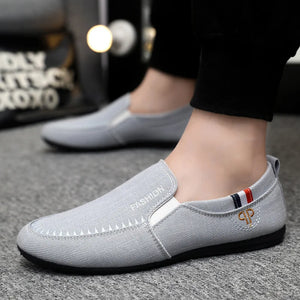 Men's Canvas Round Toe Slip-On Closure Breathable Casual Loafers