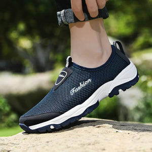 Men's Mesh Round Toe Slip-On Closure Breathable Casual Sneakers