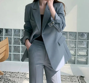 Women's Notched Polyester Full Sleeves Single Button Blazer Set