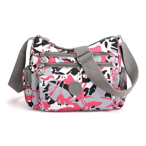 Women's Nylon Zipper Closure Solid Pattern Casual Shoulder Bag