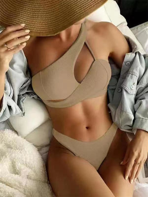 Women's Polyester Low Waist Solid Pattern Swimwear Bikini Set
