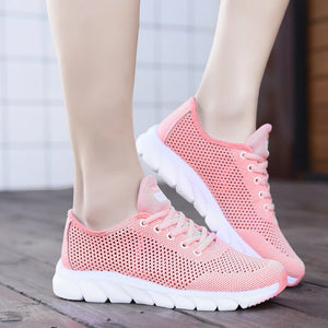 Women's Mesh Round Toe Lace-Up Closure Breathable Sneakers