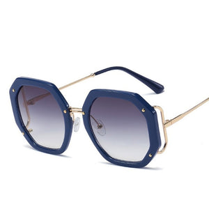 Women's Resin Frame Plastic Lens Luxury Retro Shades Sunglasses