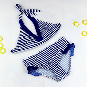 Kid's Polyester Sphagetti Strap Closure Printed Bikini Set