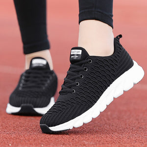 Women's PU Breathable Lace-Up Mesh Outdoor Running Sports Shoes