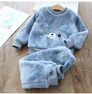 Baby's O-Neck Flannel Full Sleeve Pullover Closure Two-Piece Suit