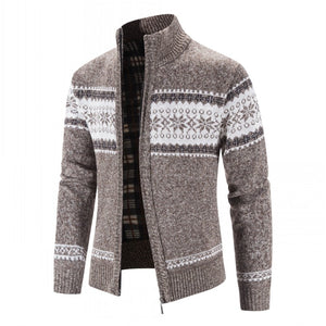 Men's Polyester Full Sleeves Zipper Closure Hooded Winter Sweater