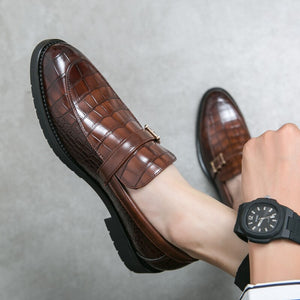 Men's Split Leather Pointed Toe Buckle Strap Closure Formal Shoes