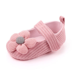 Baby's Round Mesh Pattern Woolen Soft Anti Slip Crib Shoes