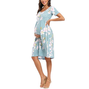 Women’s Round Neck Short Sleeve Floral Knee-Length Flared Dress