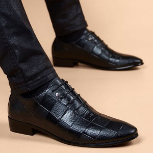 Men's Leather Pointed Toe Vintage Lace Up Formal Shoes