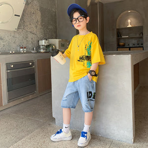 Kid's O-Neck Loose Short Sleeves Graffiti Tops With Jeans Set