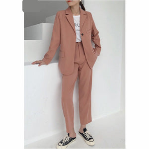 Women's Notched Collar Blazer With Ankle Length Office Pants