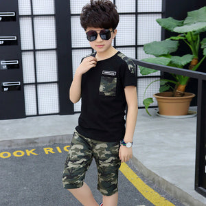 Kid's O-Neck Short Sleeve Camouflage Shirt With Trouser Set