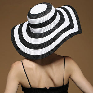 Women's Round Straw Crochet Striped Pattern Summer Wear Hat