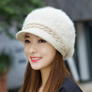 Women's Round Faux Fur Plain Winter Wear Knitted Beret Hats