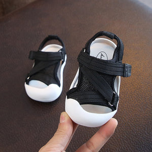 Baby's Round Toe Mesh Patchwork Anti-Slip Hook & Loop Shoes
